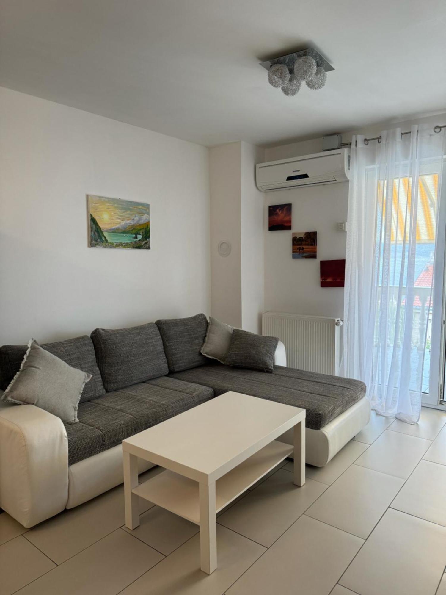 Appartamento Haus Ella Novi Vinodolski Esterno foto