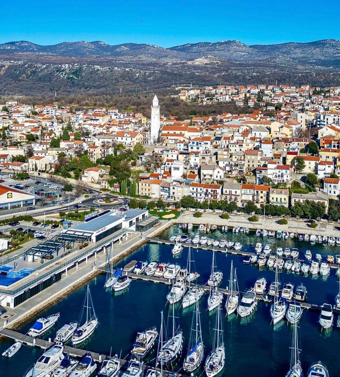 Appartamento Haus Ella Novi Vinodolski Esterno foto