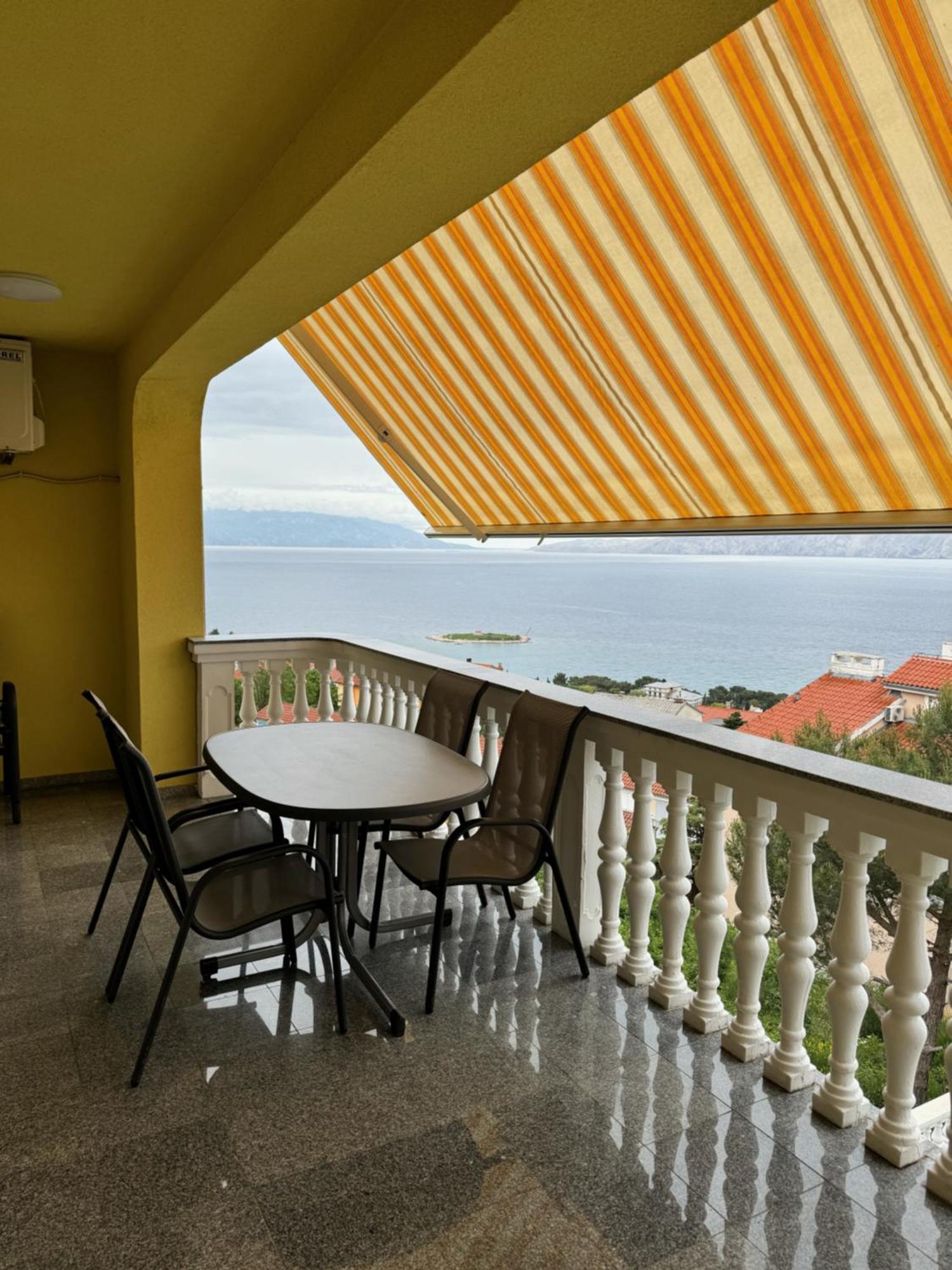 Appartamento Haus Ella Novi Vinodolski Esterno foto